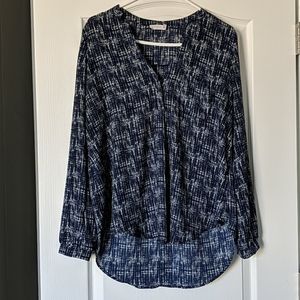 EUC Navy and White Lush blouse